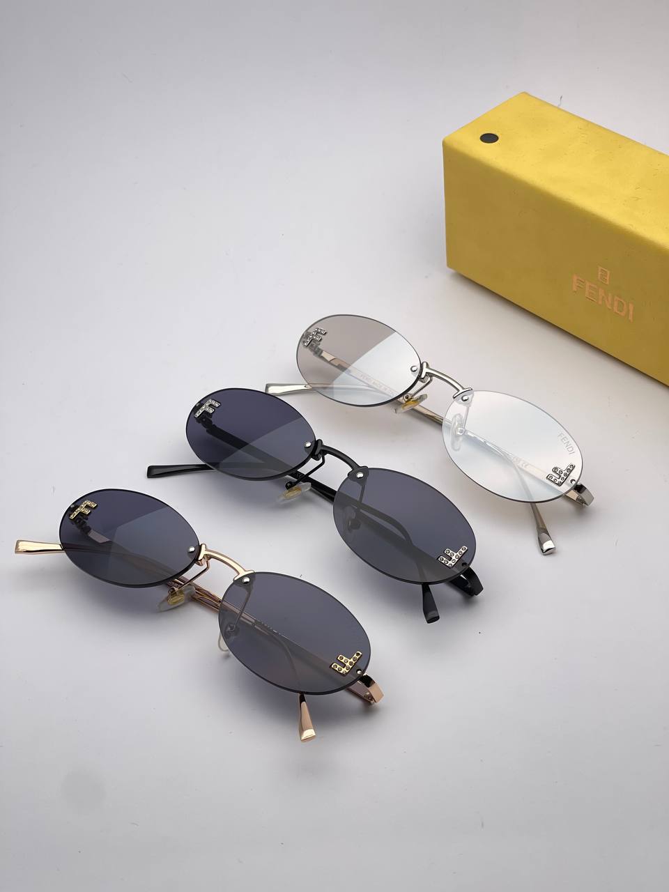 فندی فریملس (کد۴۰۸)